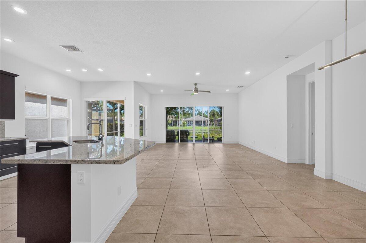 8681 Cathedral Peak Court, Boynton Beach FL 33473 photo 4
