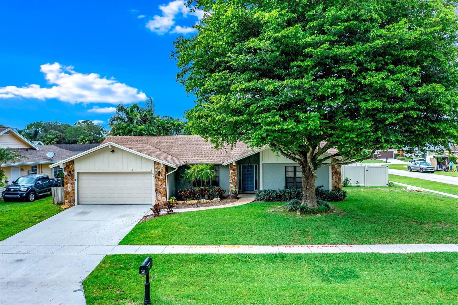 574 Juniper Place, Wellington FL 33414