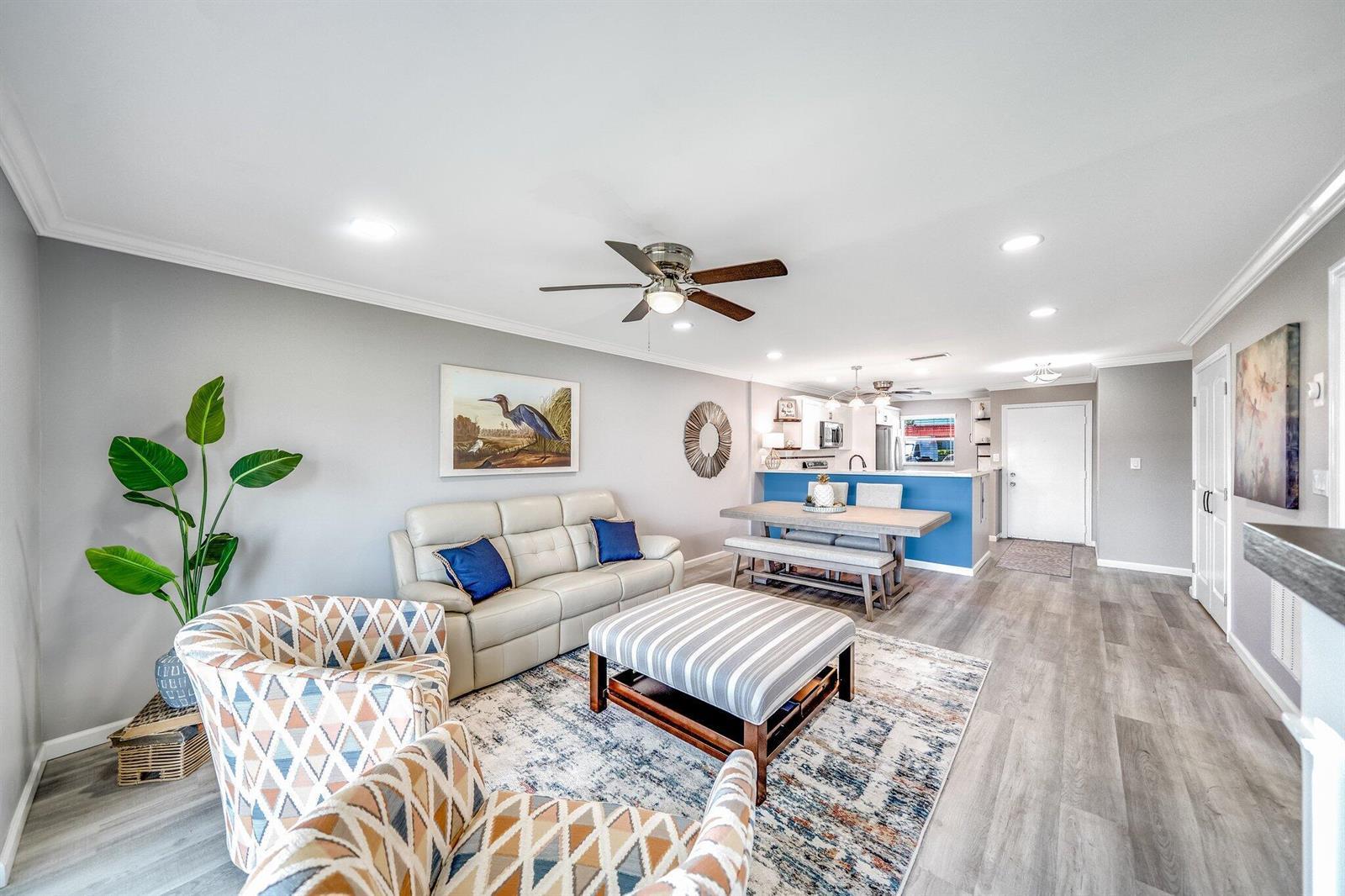 154 Lake Dora Drive, West Palm Beach FL 33411 photo 3