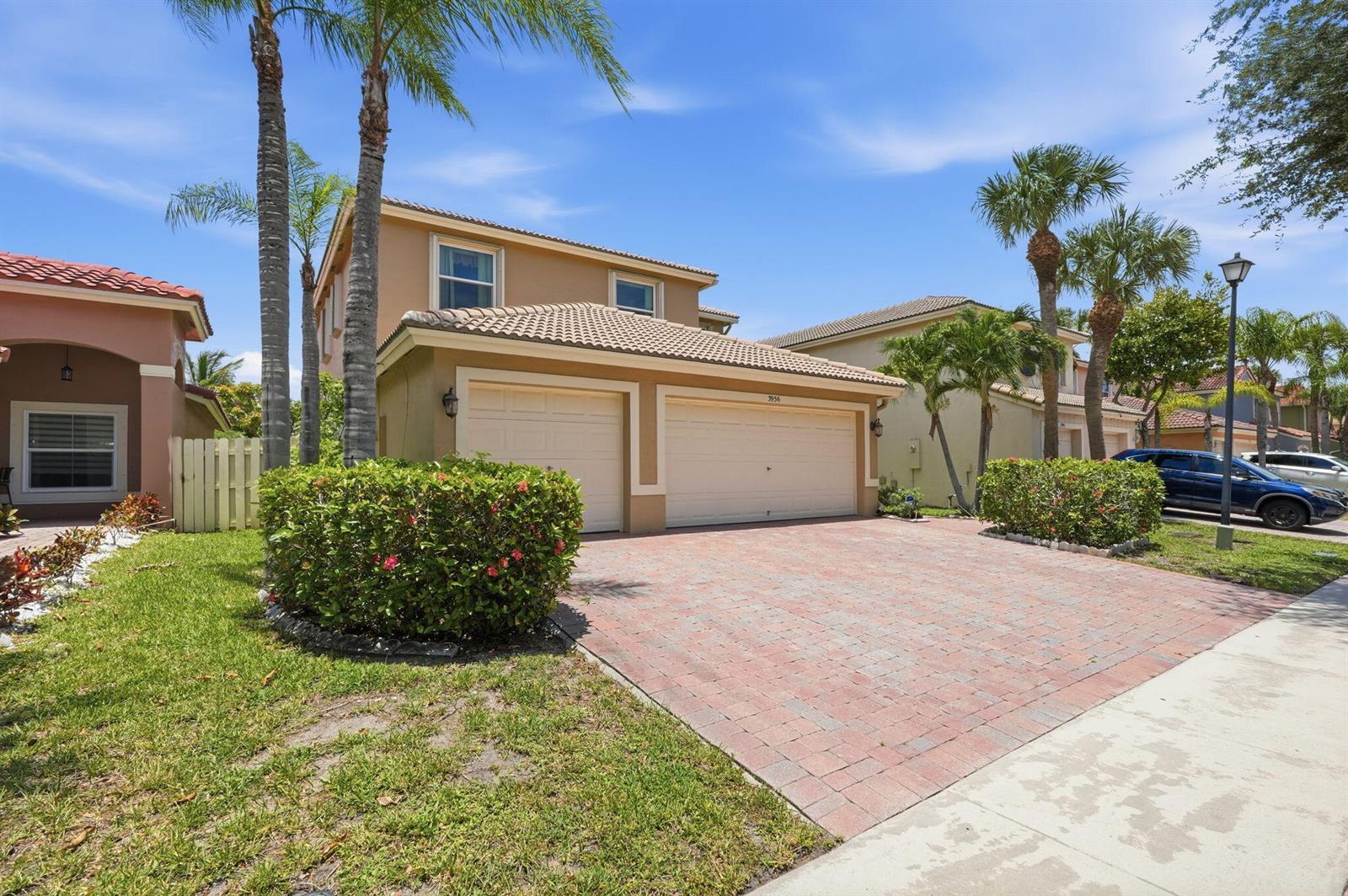 3956 Torres Circle, West Palm Beach FL 33409 photo 4