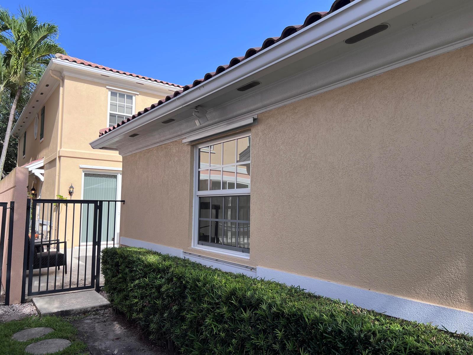3368 Greenway Drive, Jupiter FL 33458 photo 5