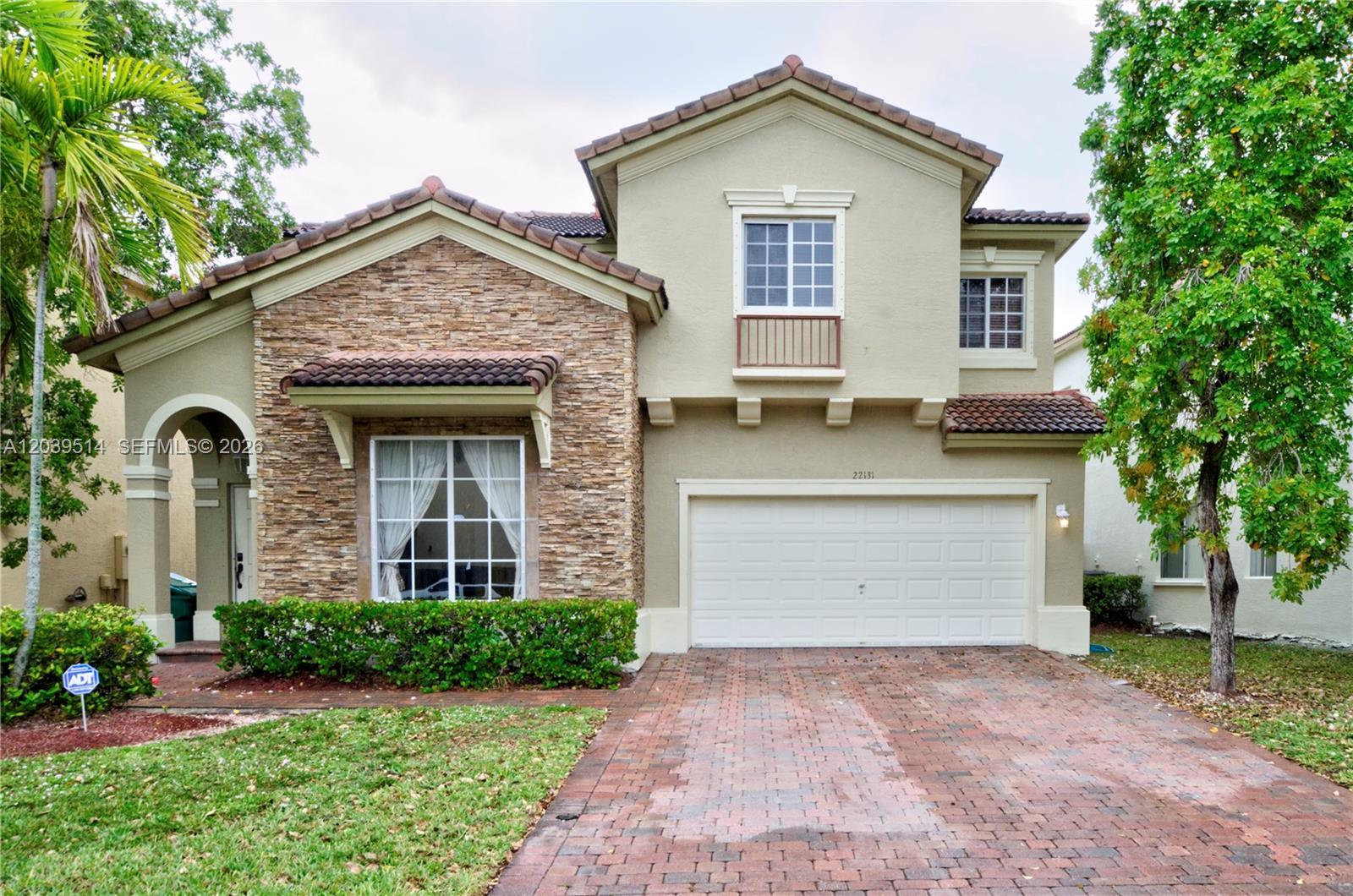 22131 SW 87 PL, Cutler Bay FL 33190