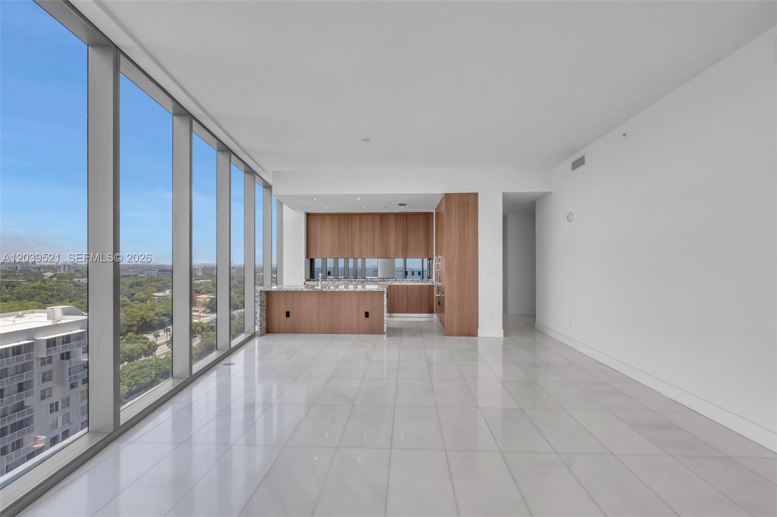 Miami, FL 33129 photo 4