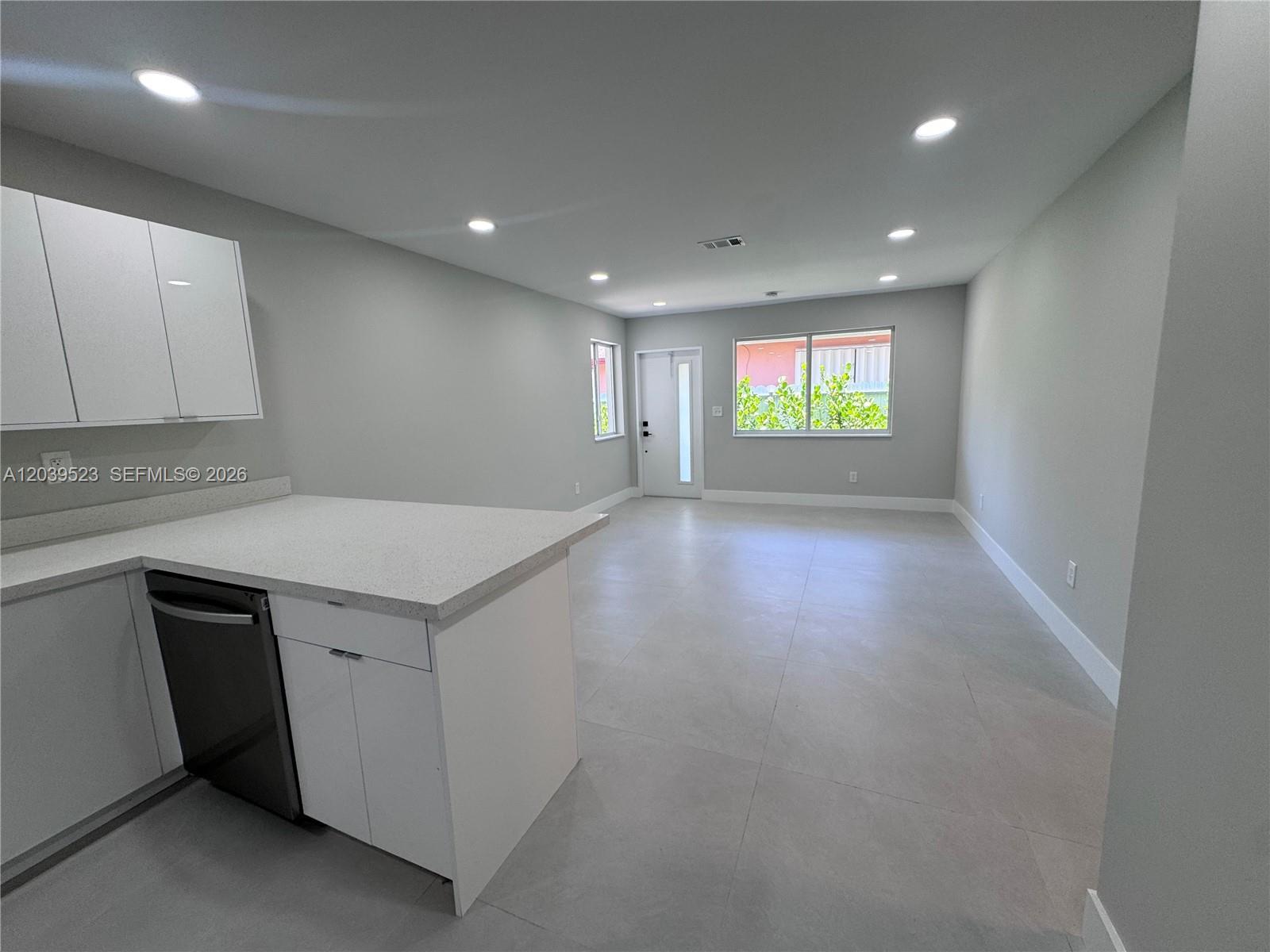 850 NW 109th St # 852, Miami FL 33168 photo 5