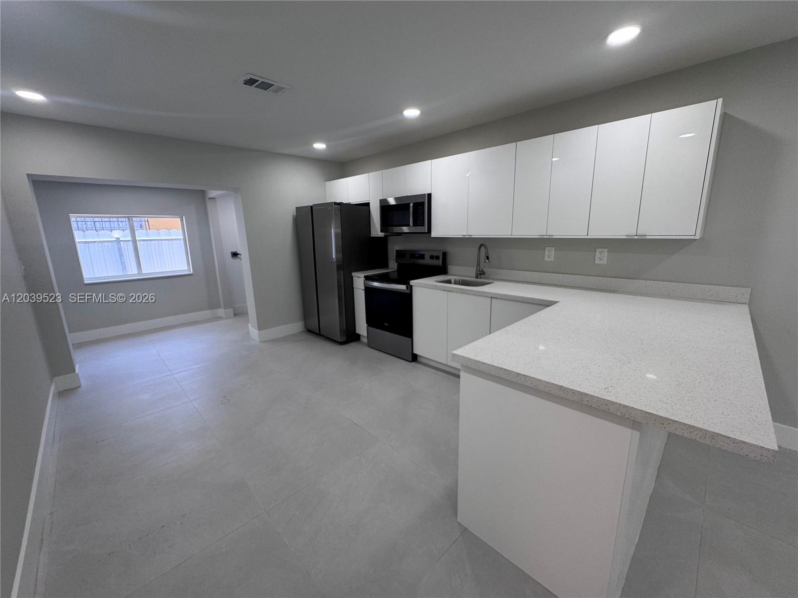 850 NW 109th St # 852, Miami FL 33168 photo 4