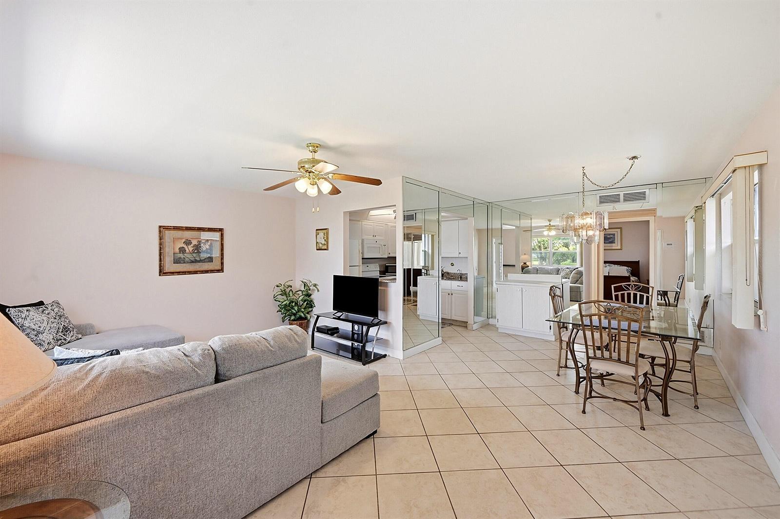 383 Saxony Lane # H, Delray Beach FL 33446 photo 5