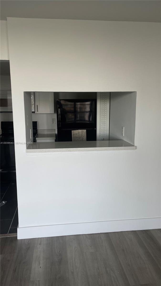 1440 Brickell Bay Dr # 509, Miami FL 33131