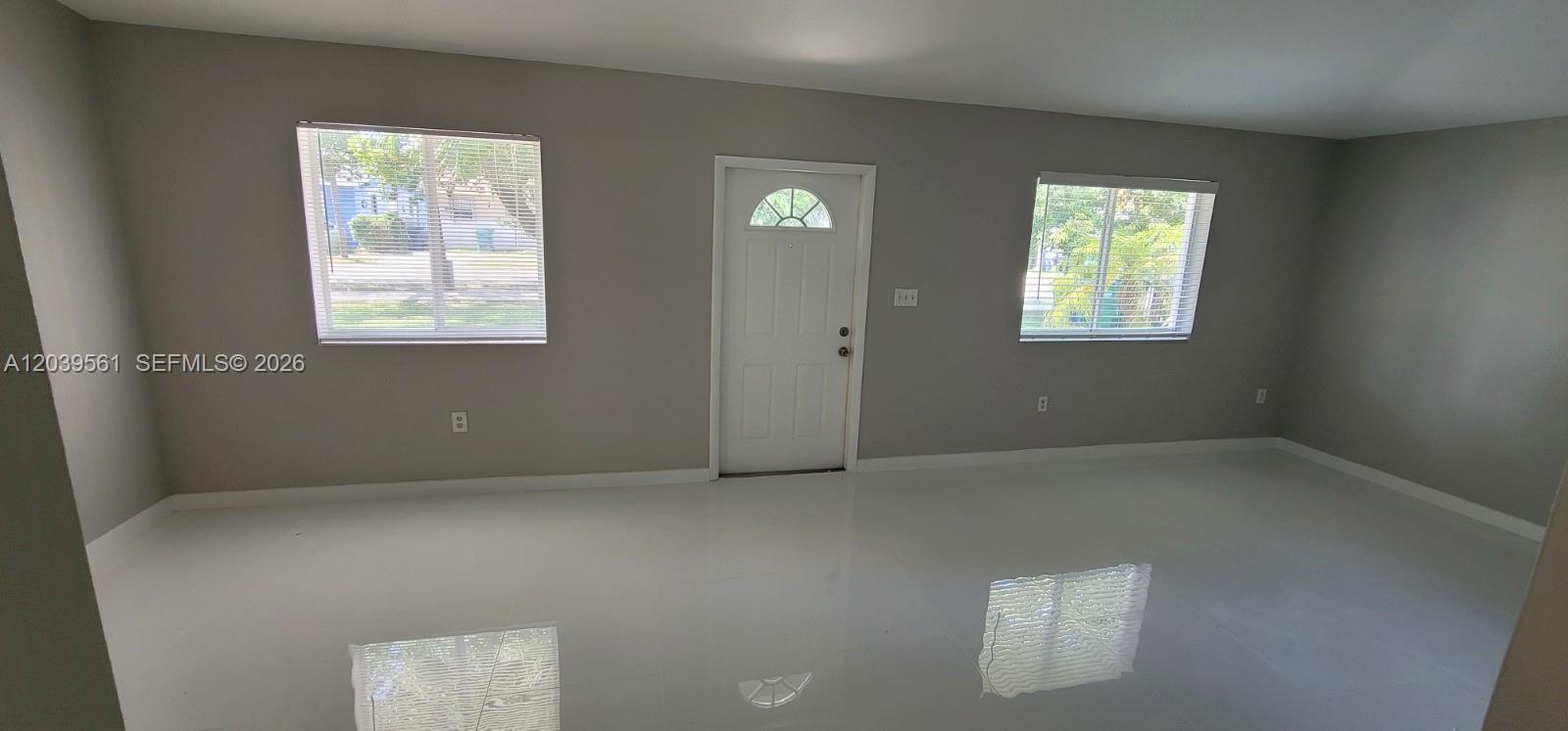 10250 SW 173rd Ter, Miami FL 33157 photo 4