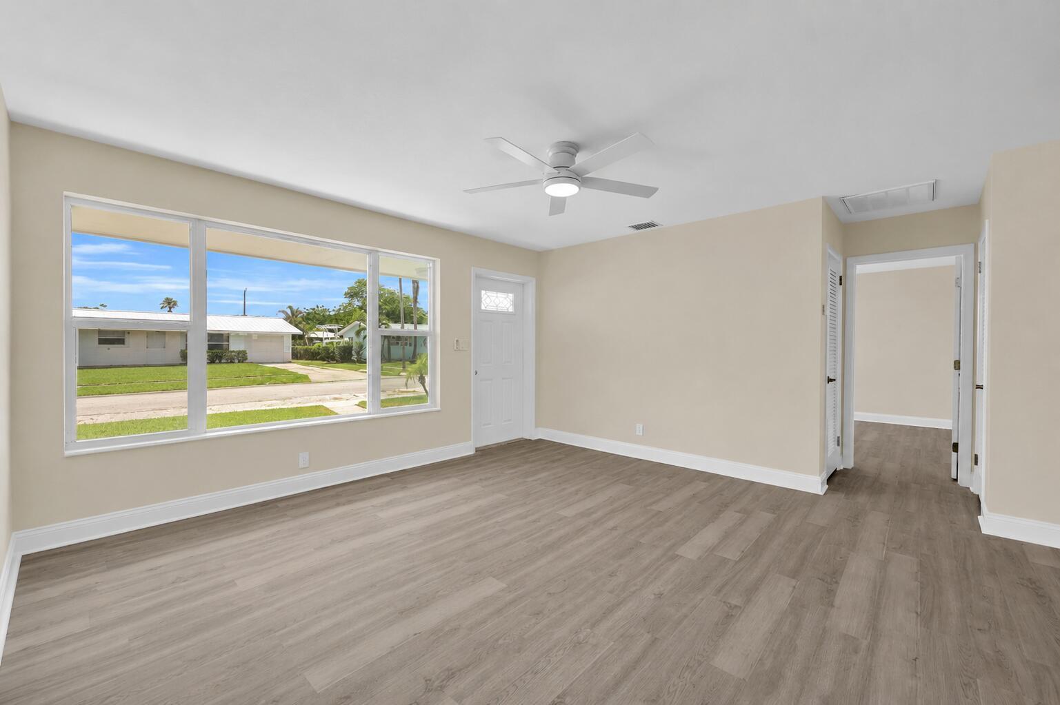19035 SE Southgate Drive, Jupiter FL 33469 photo 5