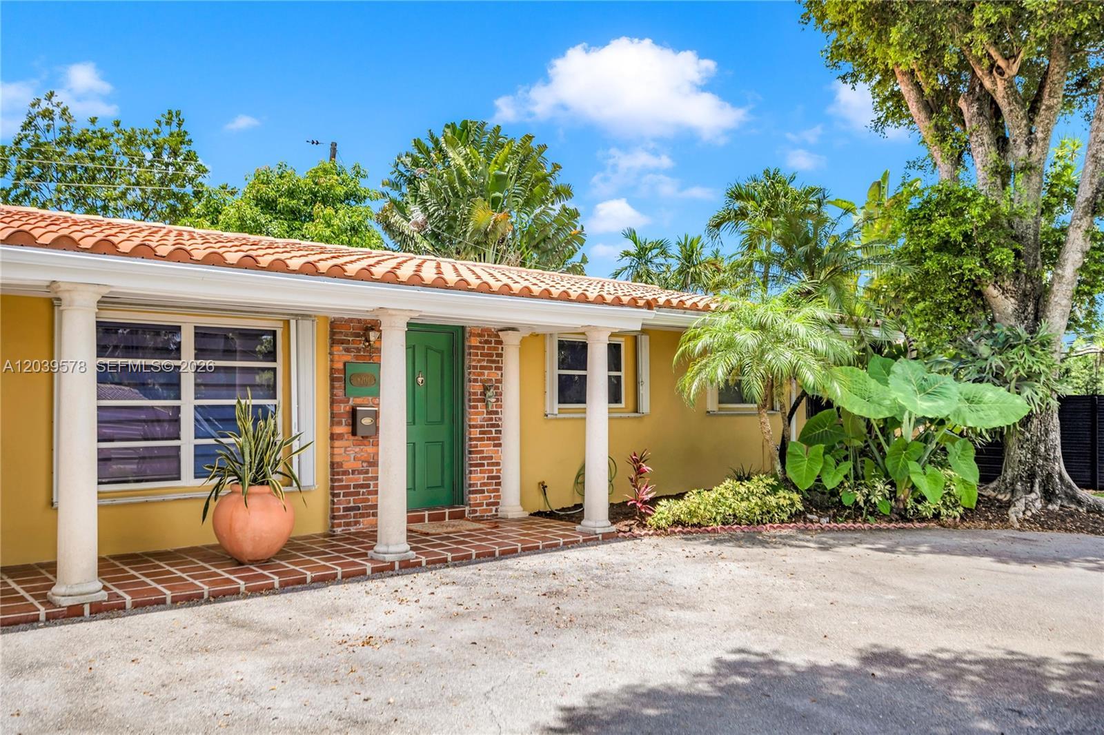 8701 SW 87th Ct, Miami FL 33173 photo 3