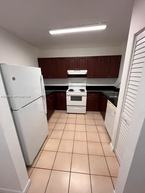 2690 W 76th St # 106, Hialeah FL 33016 photo 2