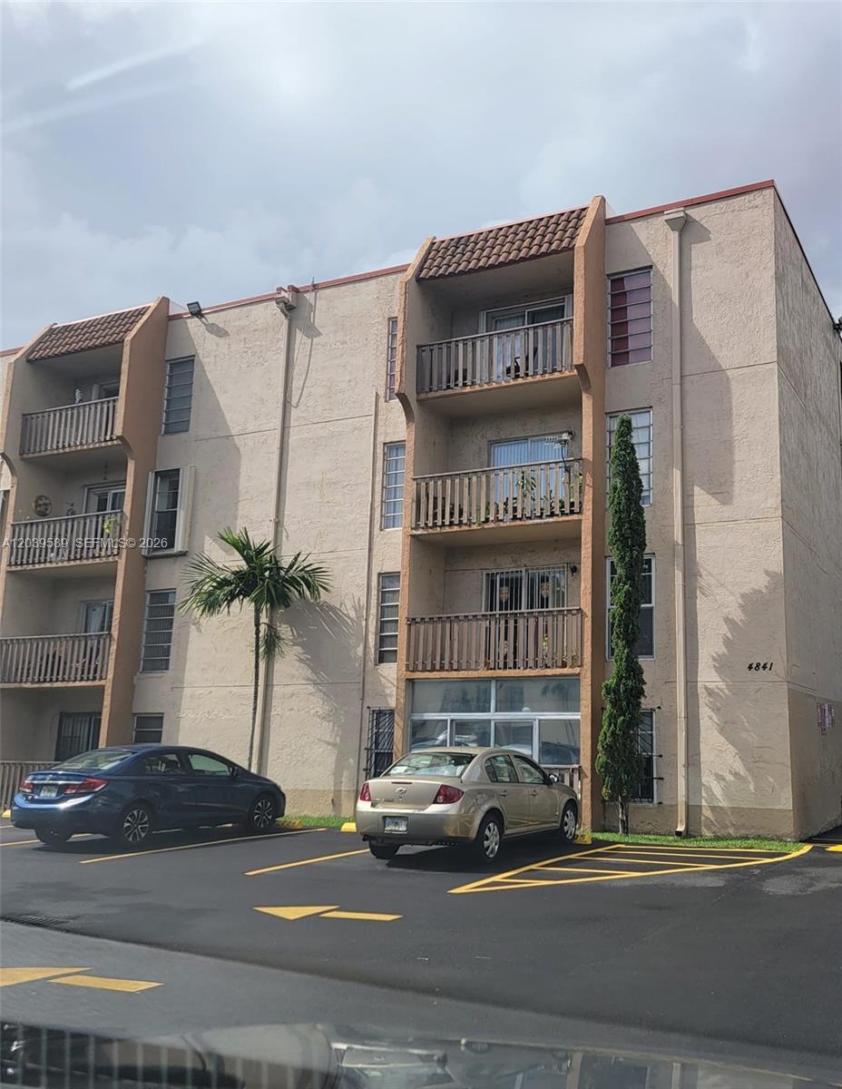 4841 NW 7th St # 4, Miami FL 33126