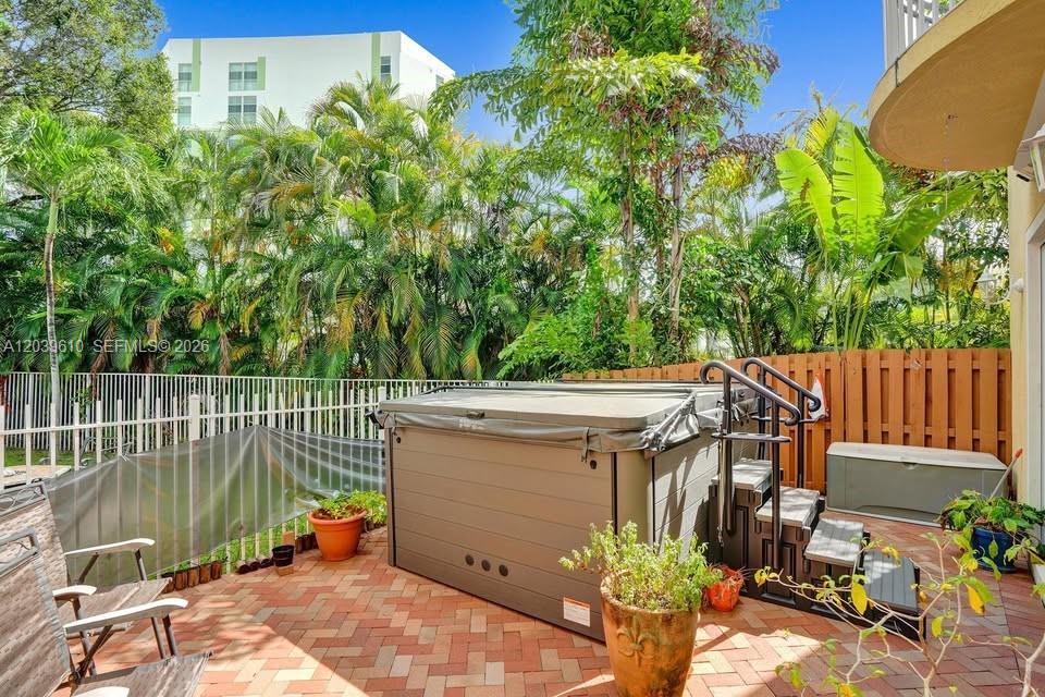 409 SW 5th St # 1, Fort Lauderdale FL 33315 photo 5