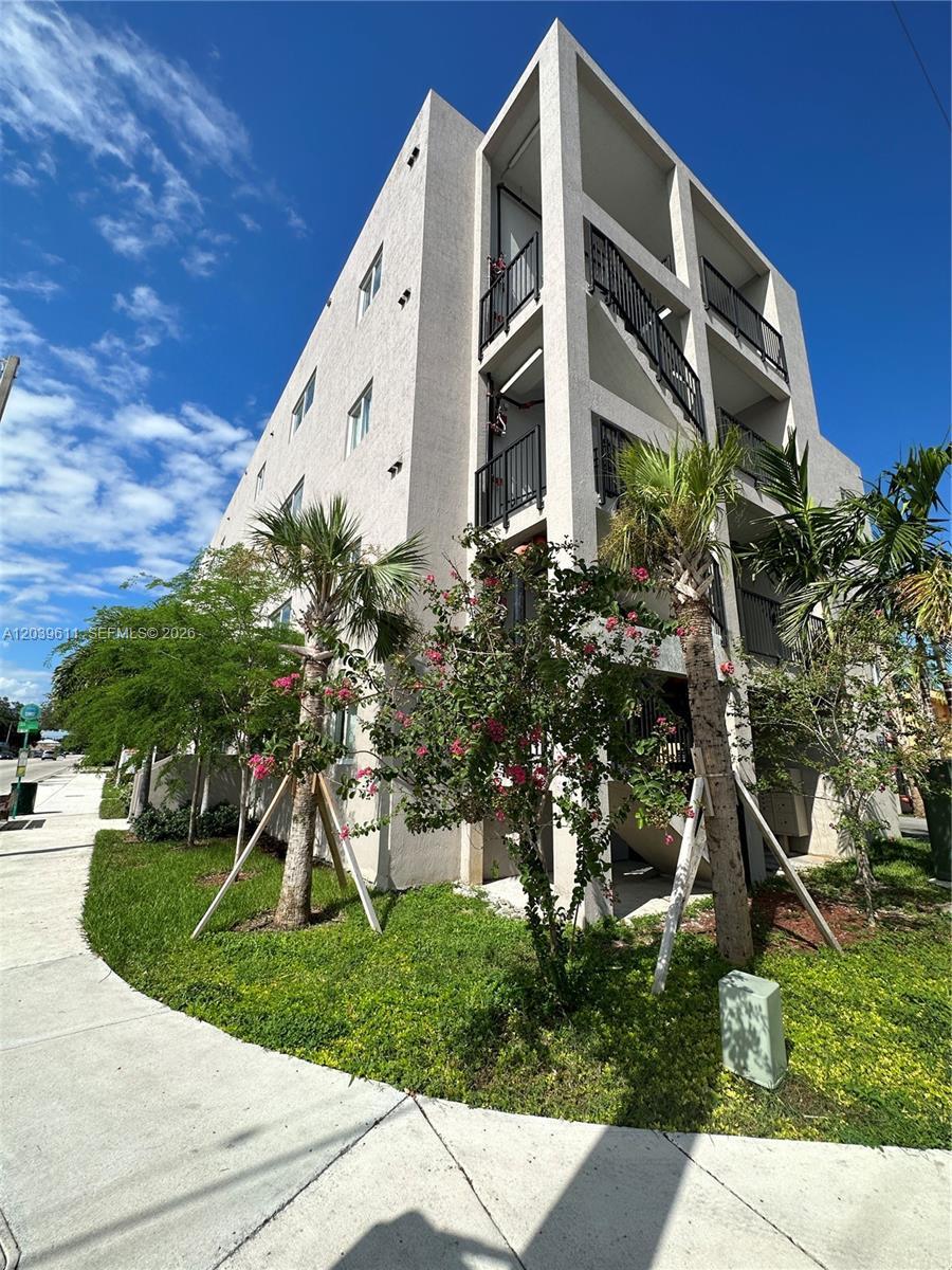 2311 NW 22nd Ave # 206, Miami FL 33142 photo 3