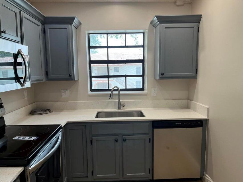 315 Palmwood Place # 2170, Boca Raton FL 33431 photo 4