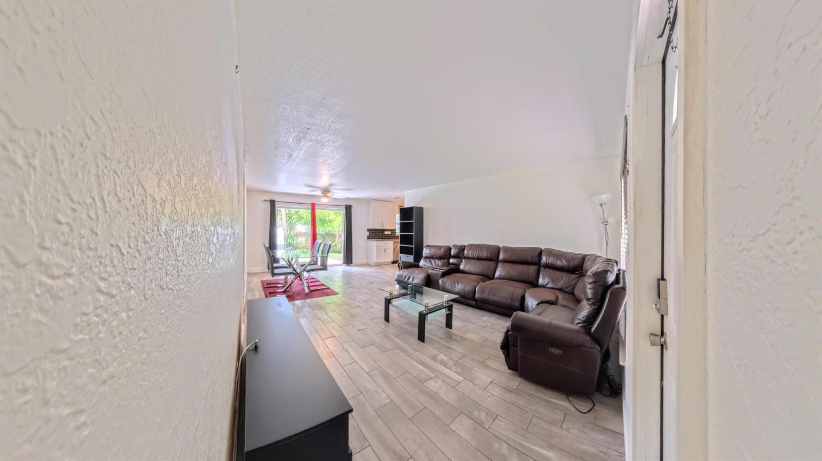 1719 15th Avenue N, FL 33460 photo 5
