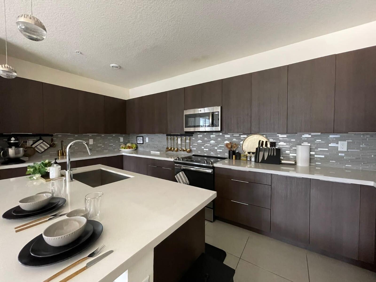 4713 NW 84th Court, Doral FL 33166 photo 4