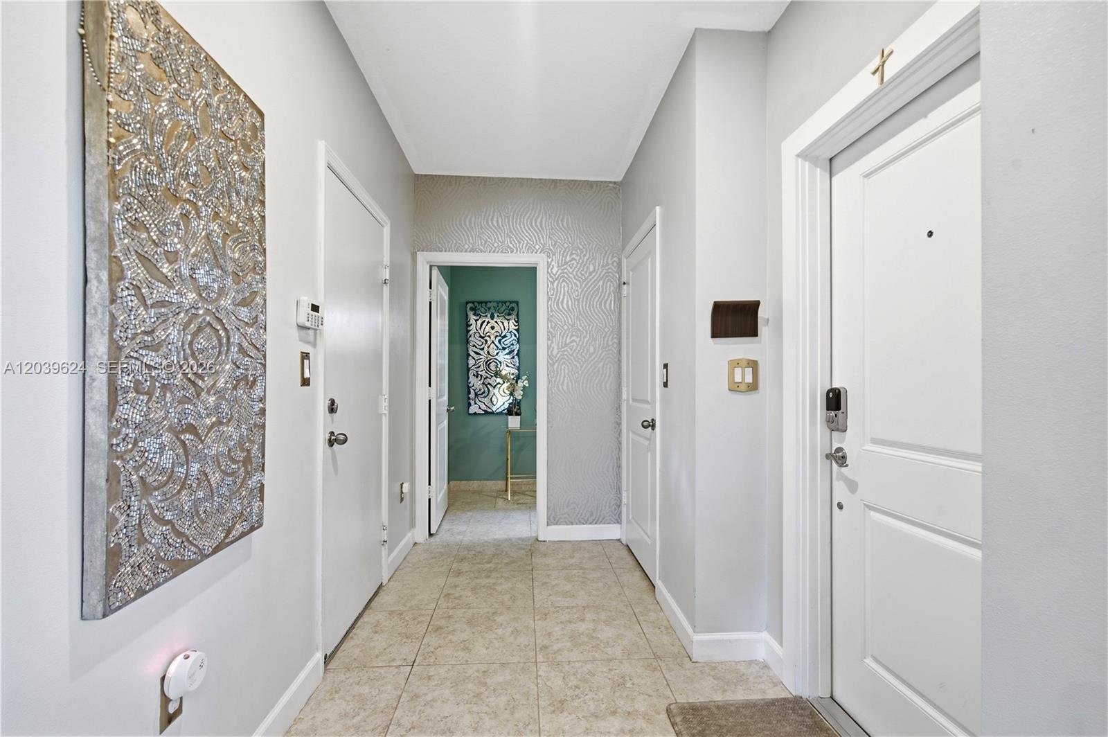 324 NE 194th Ln, Miami FL 33179 photo 3