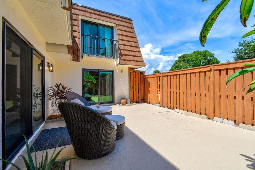 3900 SE County Line Road # 22a, Jupiter FL 33469 photo 4