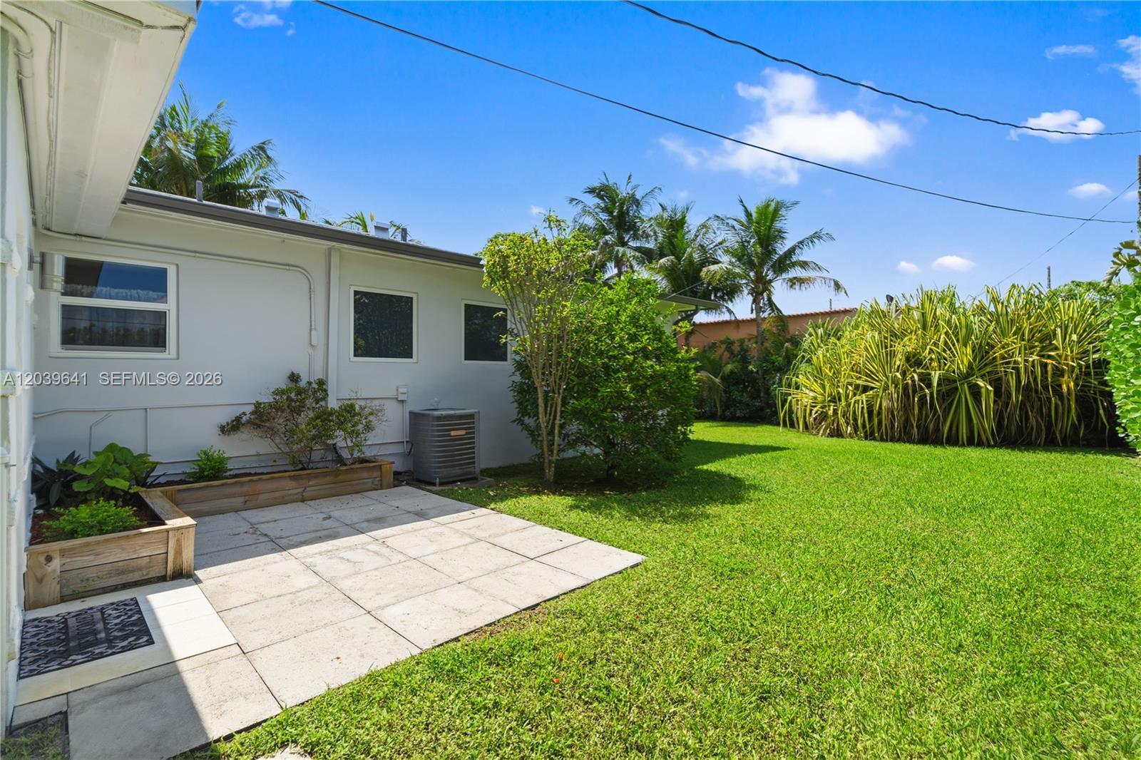 5790 SW 3rd St, Miami FL 33144 photo 5