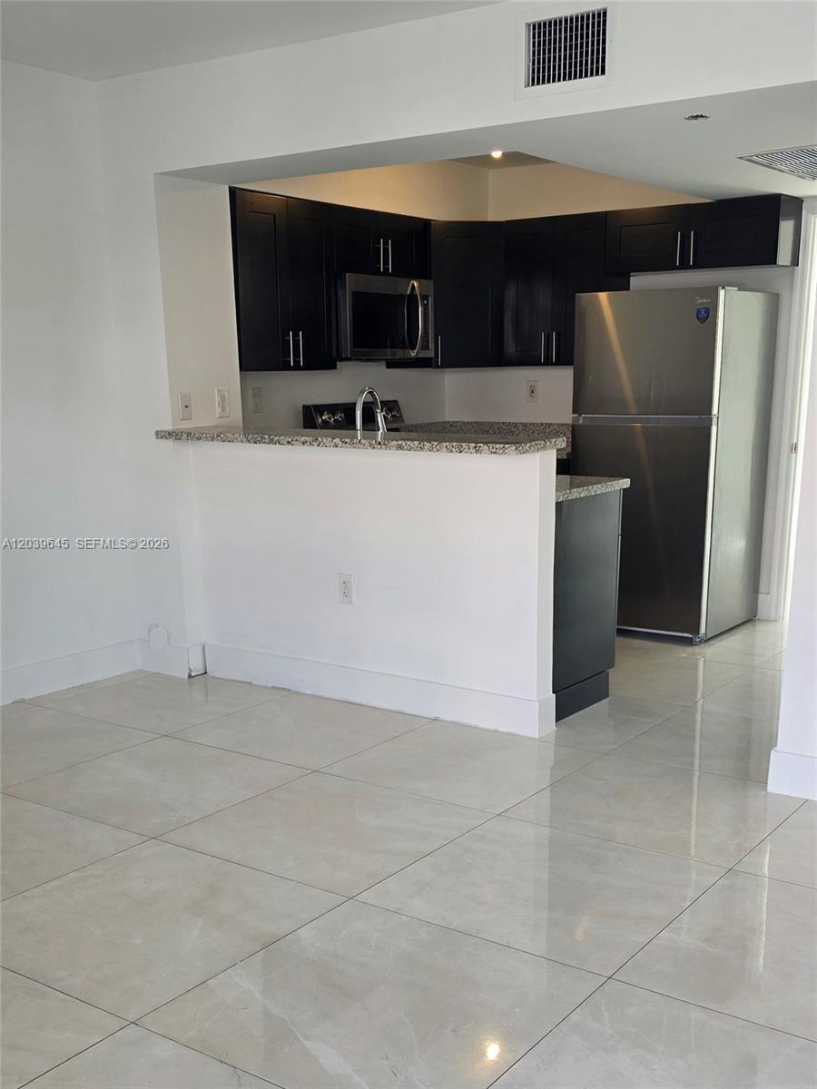 2154 W 60th St # 12111, Hialeah FL 33016 photo 2