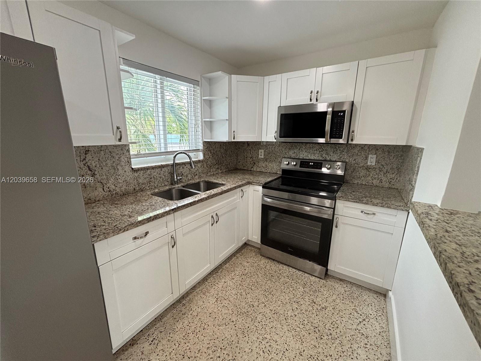 458 E 31st St # 4, Hialeah FL 33013 photo 2