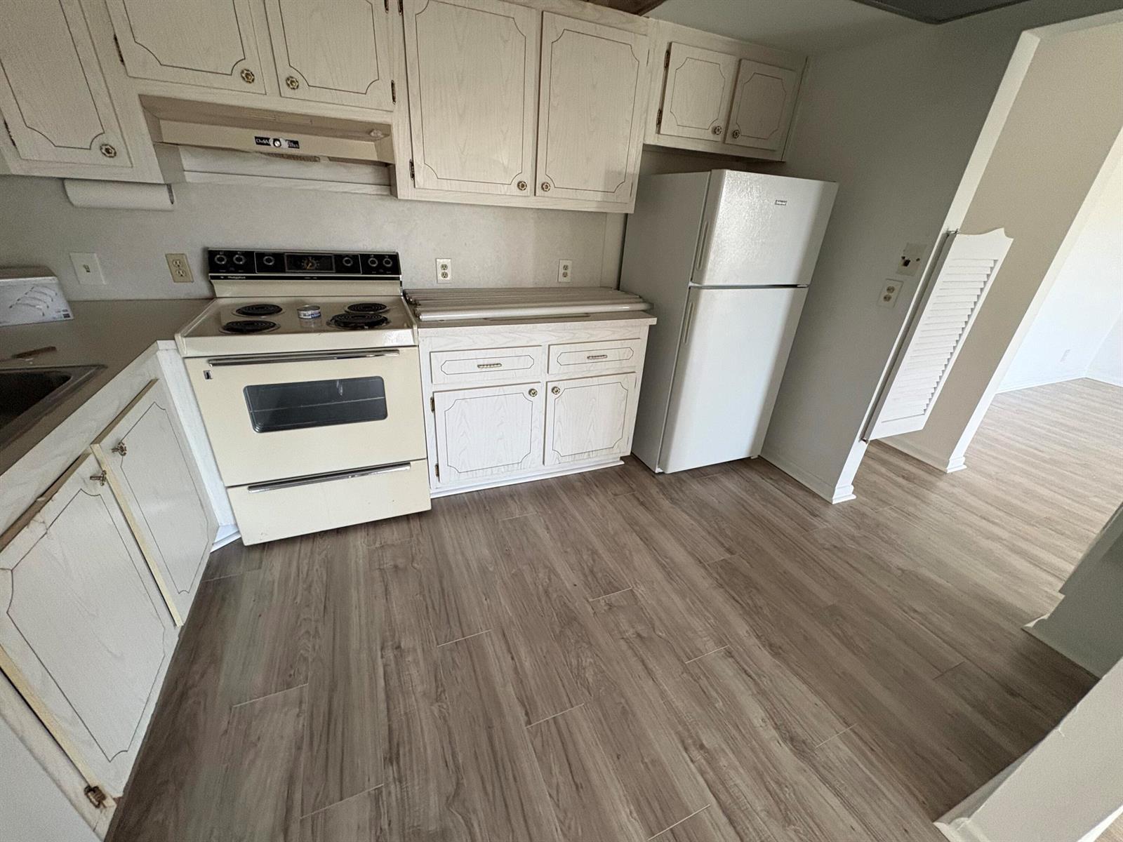 497 Mansfield L, Boca Raton FL 33434 photo 3