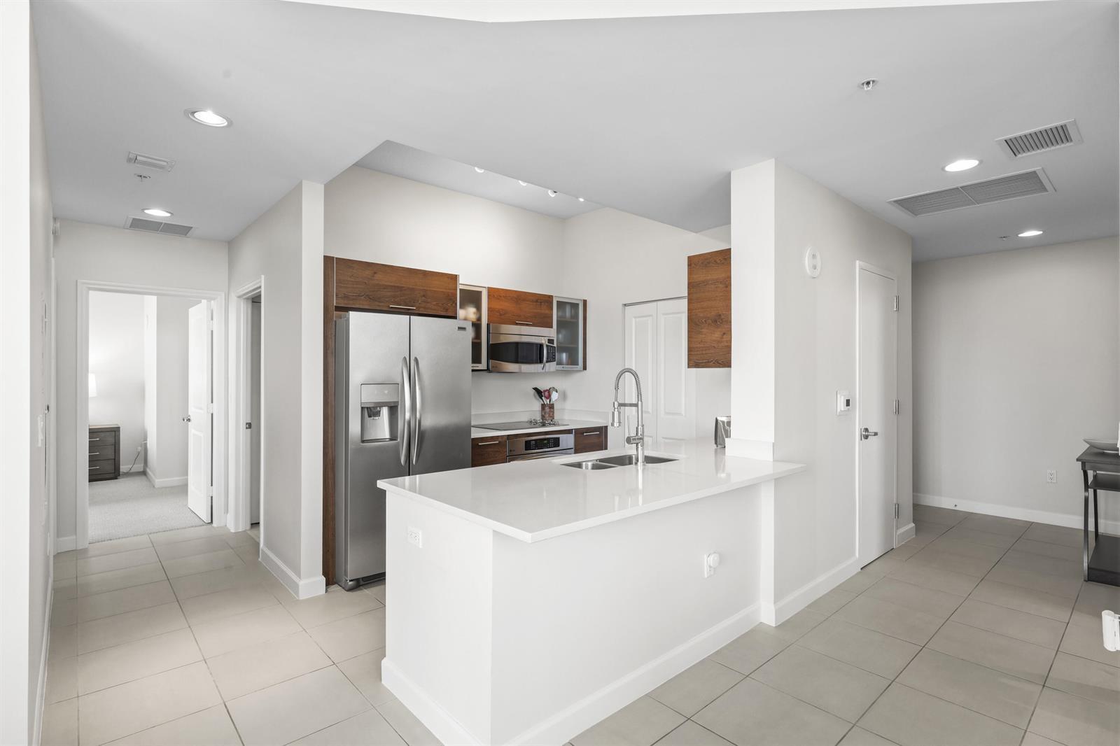 480 Hibiscus Street # 523, West Palm Beach FL 33401 photo 3