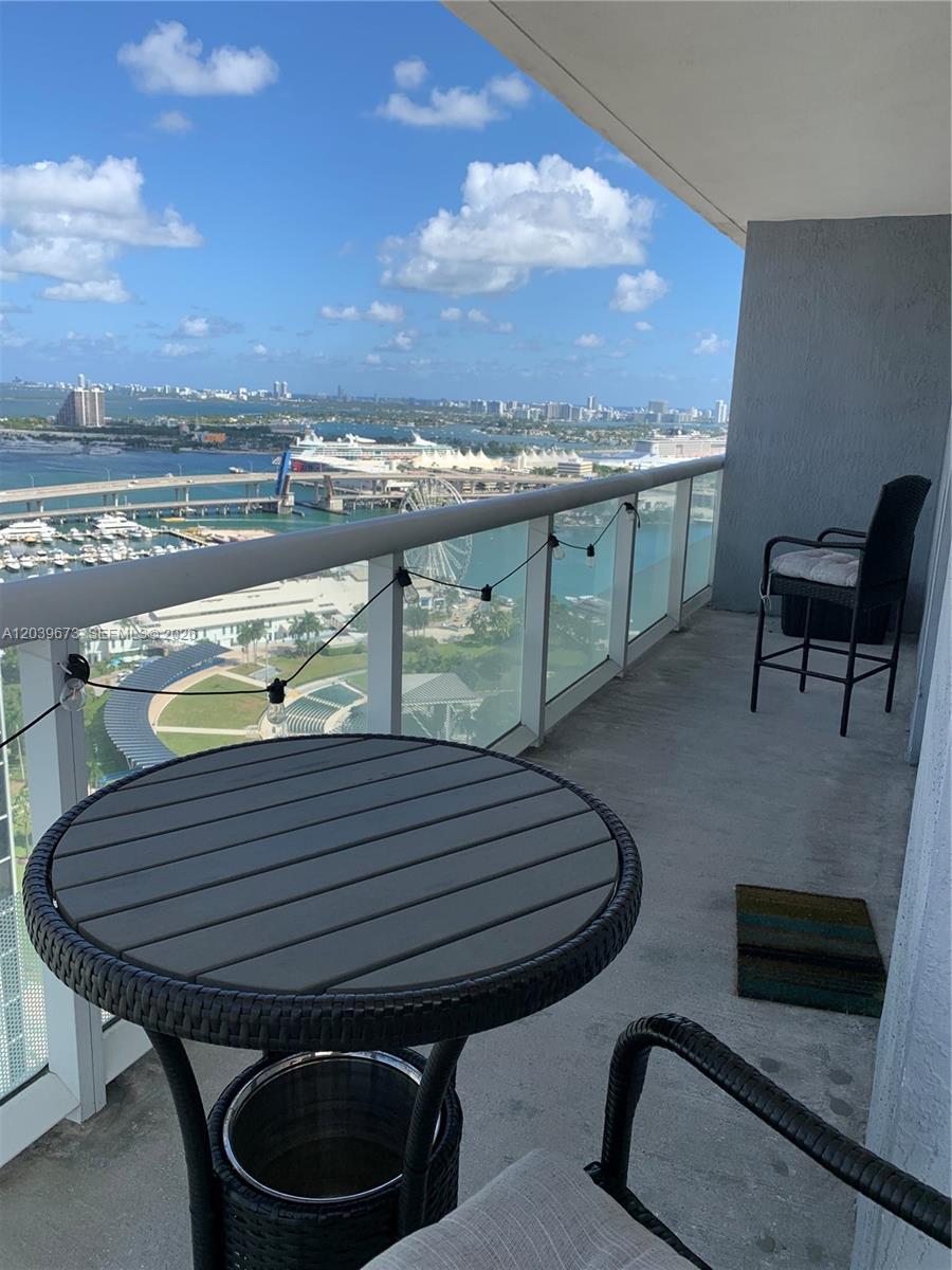 50 Biscayne Blvd # 3001, Miami FL 33132 photo 4