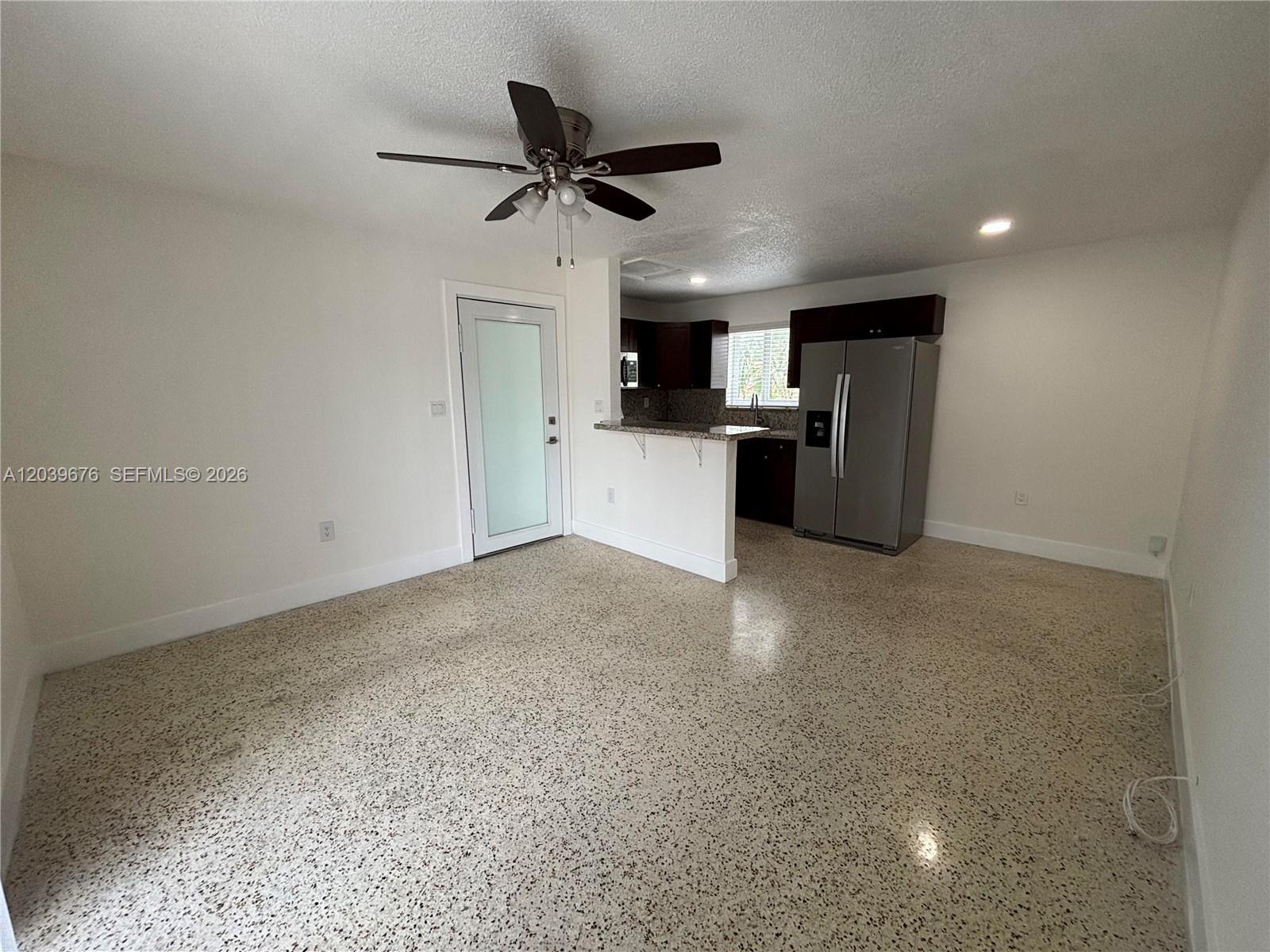 458 E 31st St # 3, Hialeah FL 33013 photo 2