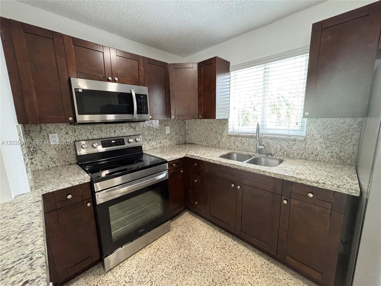 458 E 31st St # 3, Hialeah FL 33013 photo 5