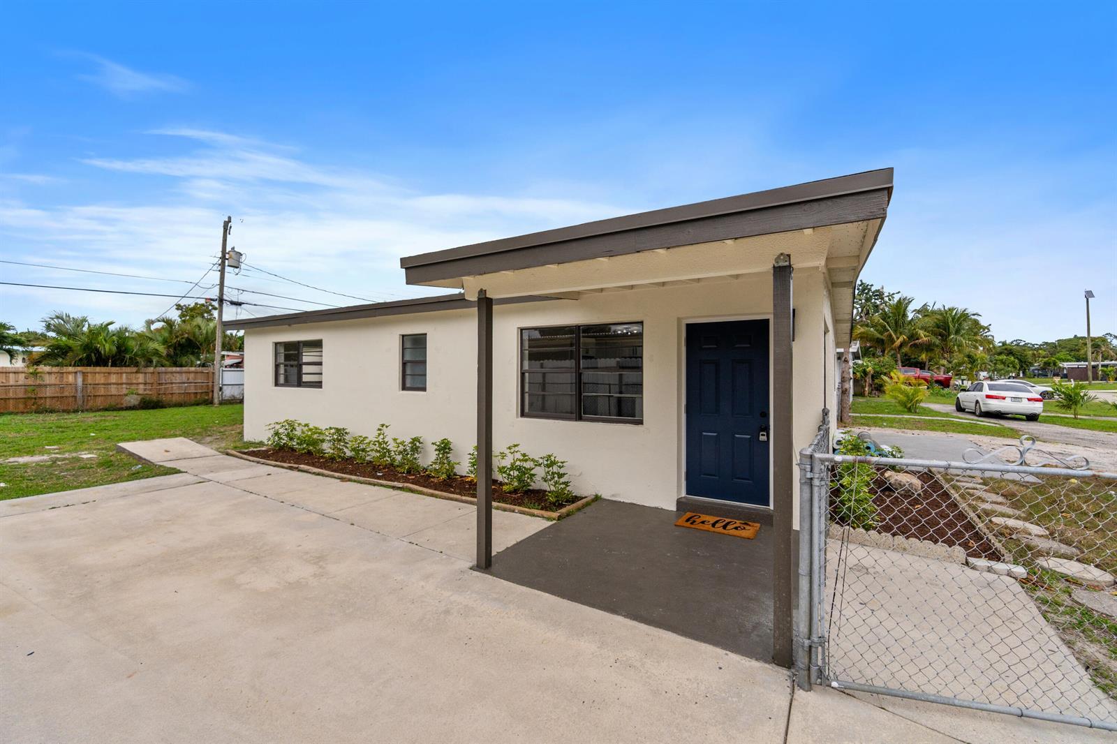 2415 Lewis, West Palm Beach FL 33415 photo 2