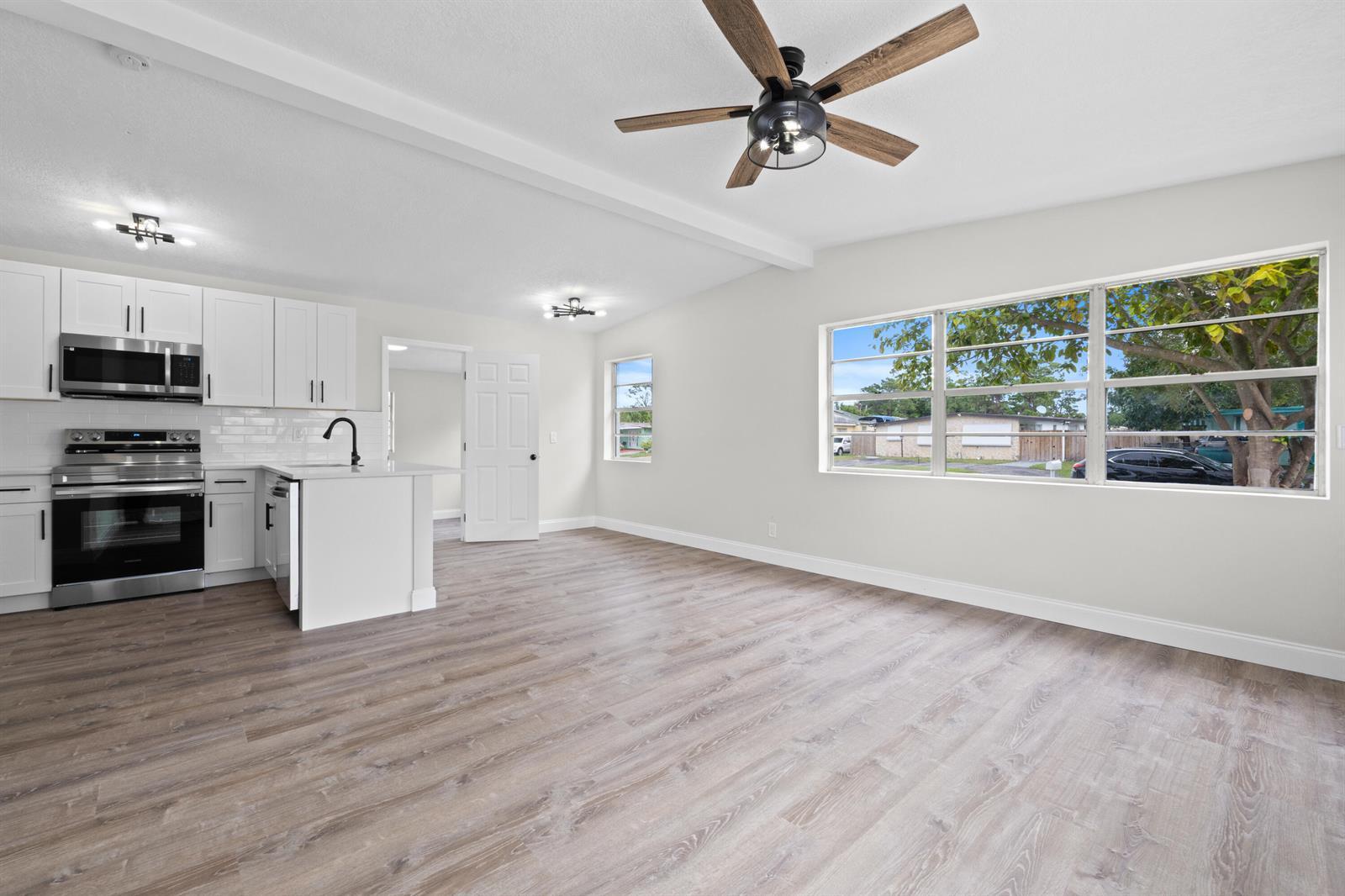 2415 Lewis, West Palm Beach FL 33415 photo 4