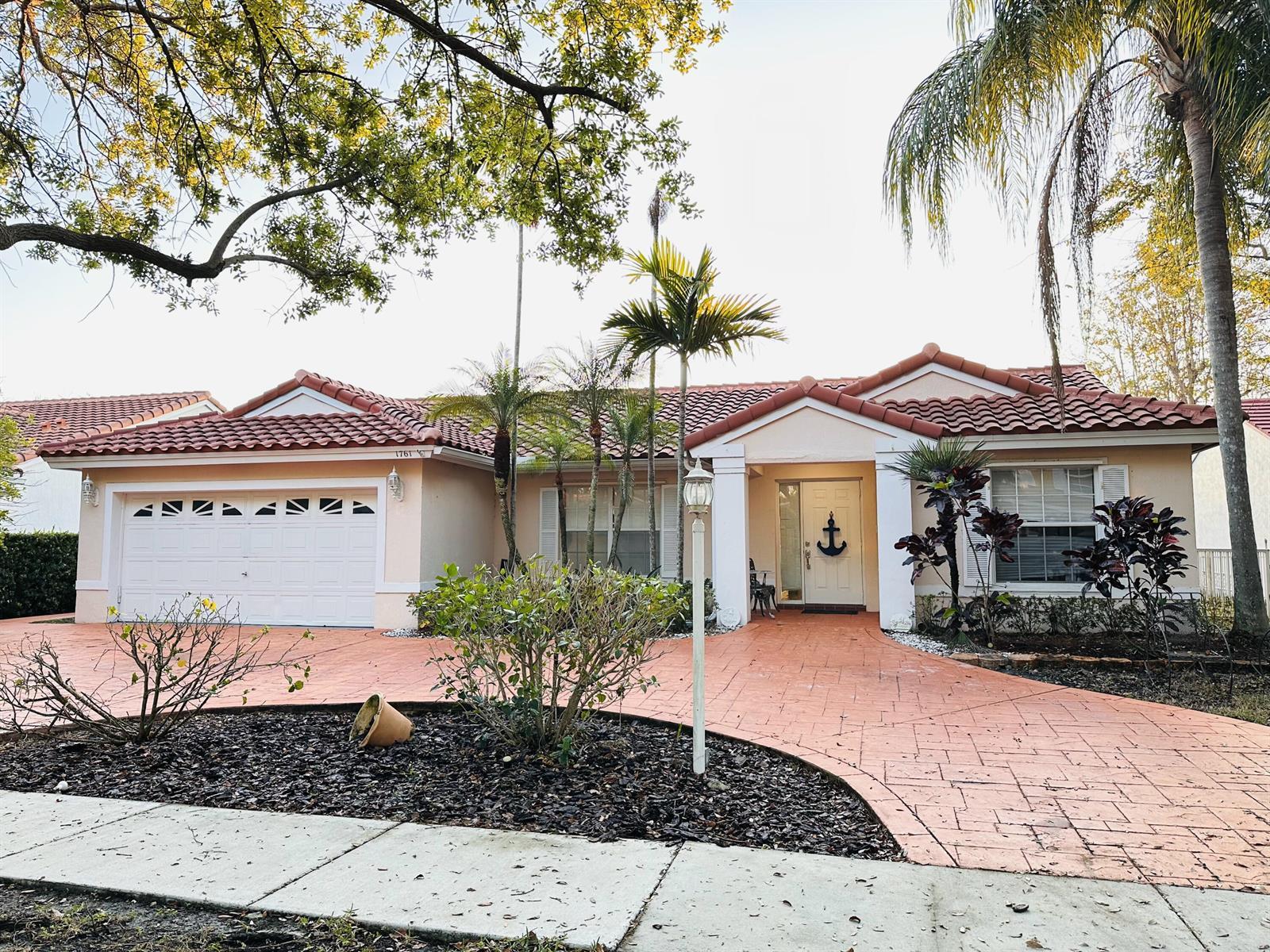 1761 SW 135th Way, Miramar FL 33027 photo 2