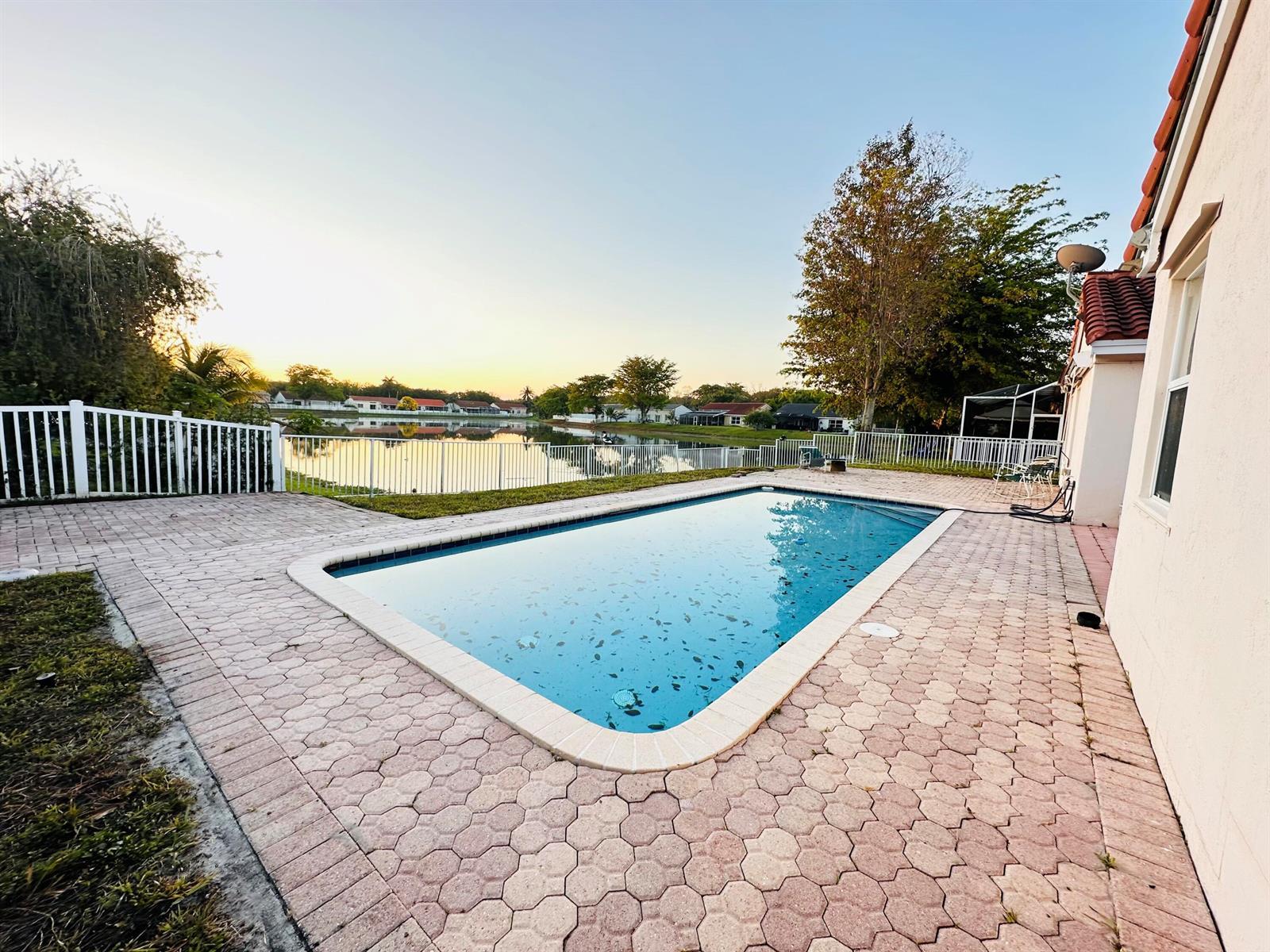 1761 SW 135th Way, Miramar FL 33027