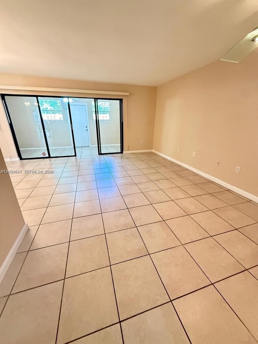 3301 Raleigh St # 4D, Hollywood FL 33021 photo 5