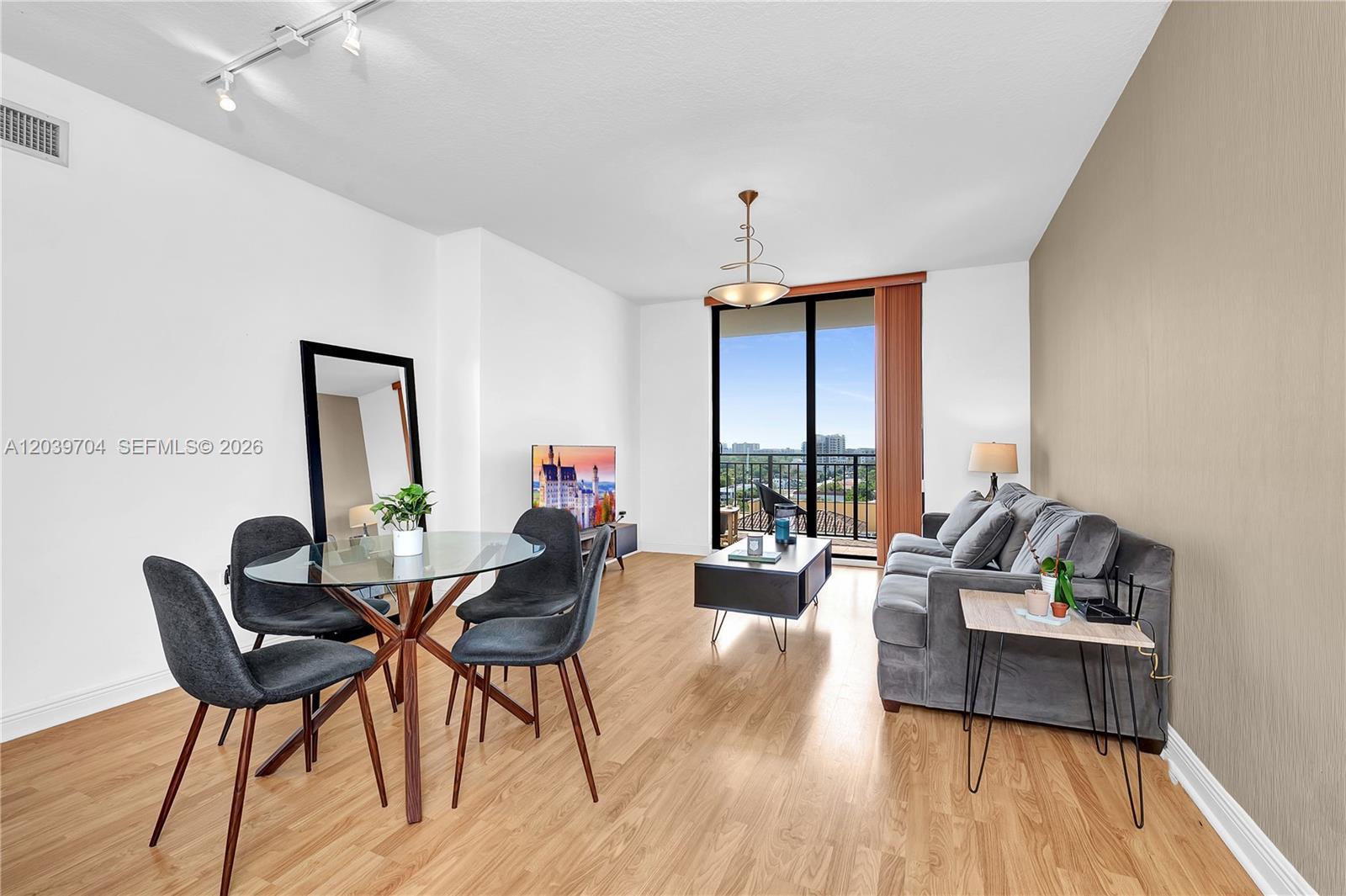 888 S Douglas Rd # 910, Coral Gables FL 33134 photo 3