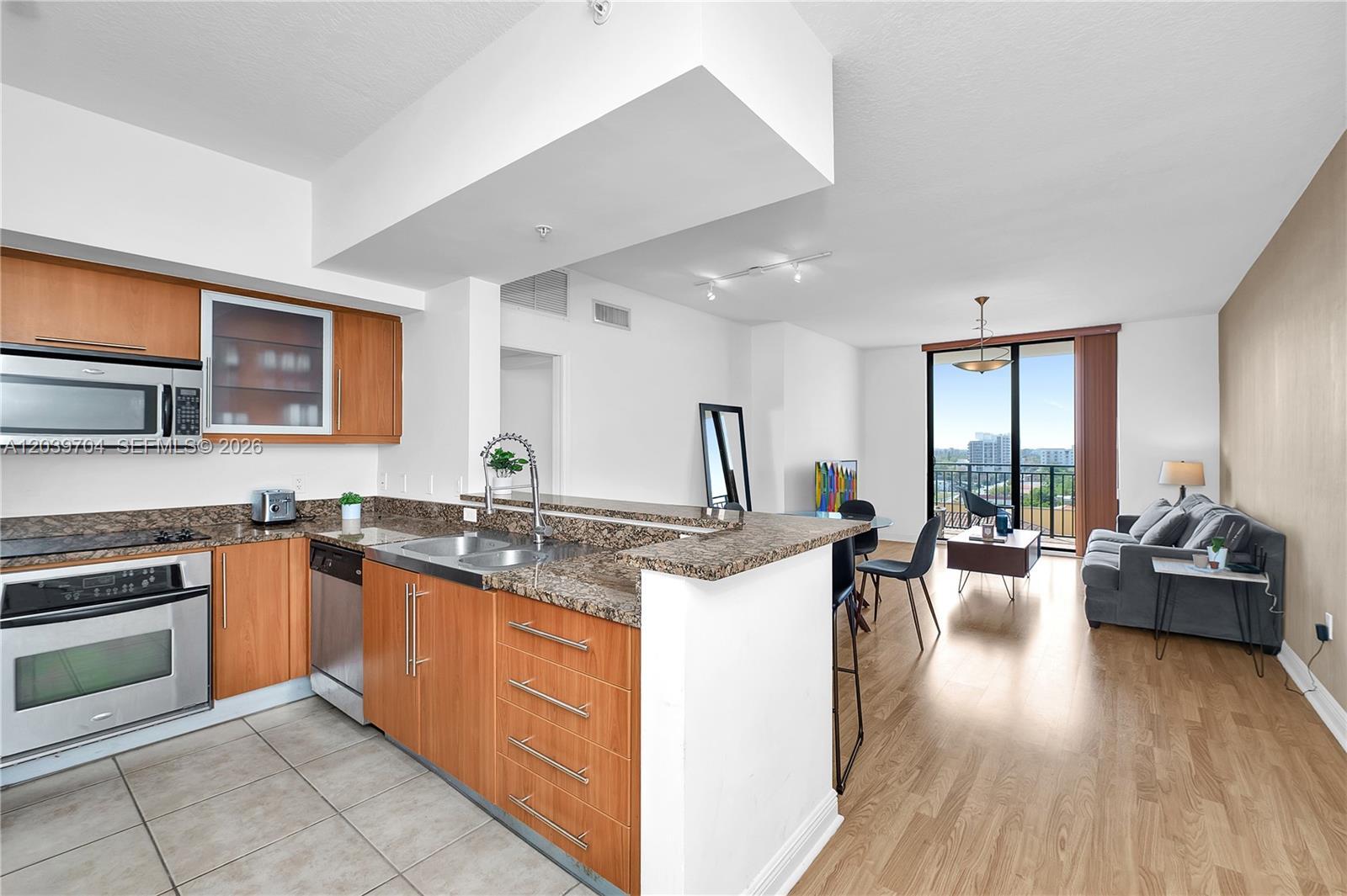 888 S Douglas Rd # 910, Coral Gables FL 33134 photo 4
