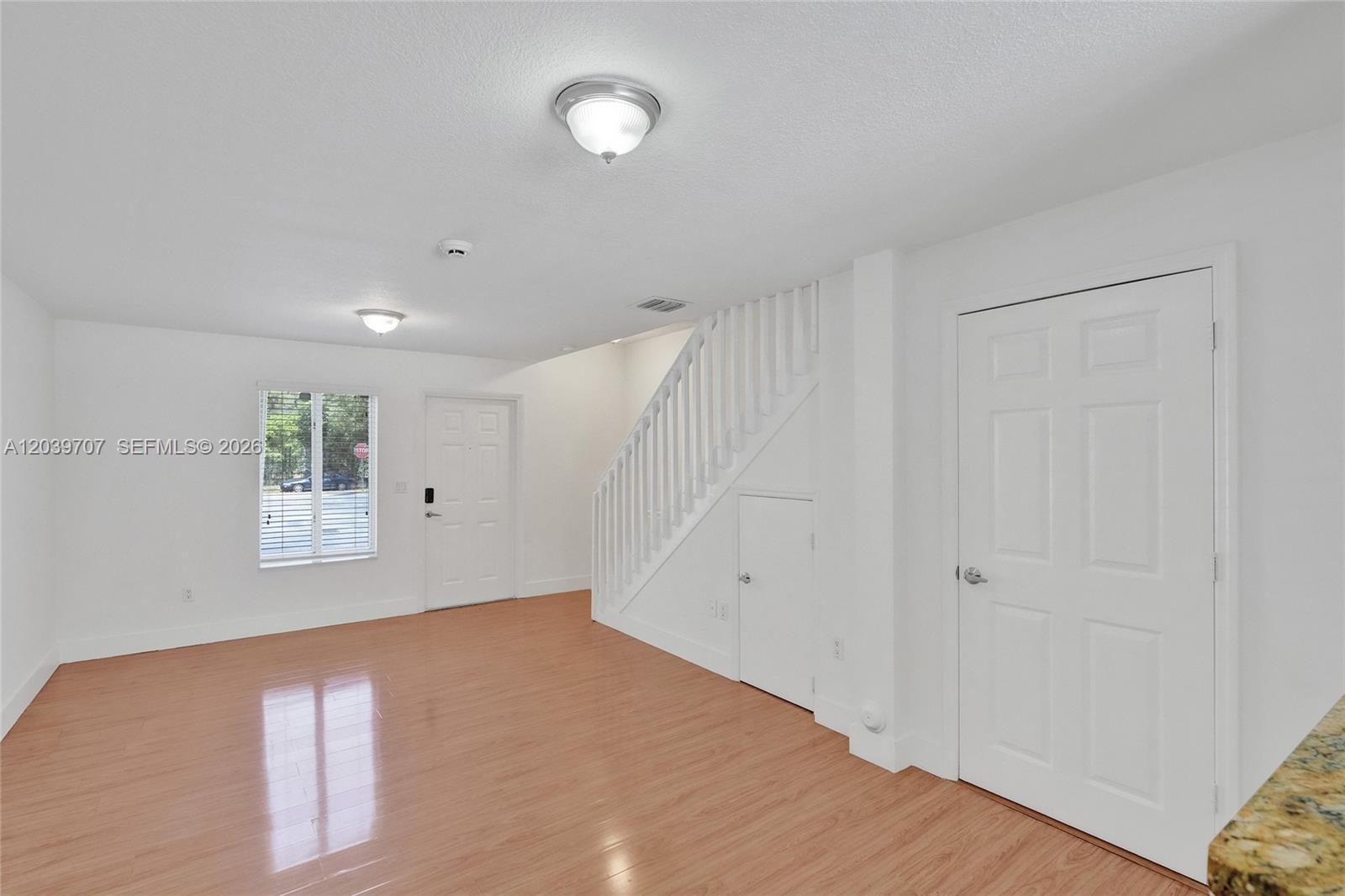 990 NW 78th Ave # 8E, Miami FL 33126 photo 5