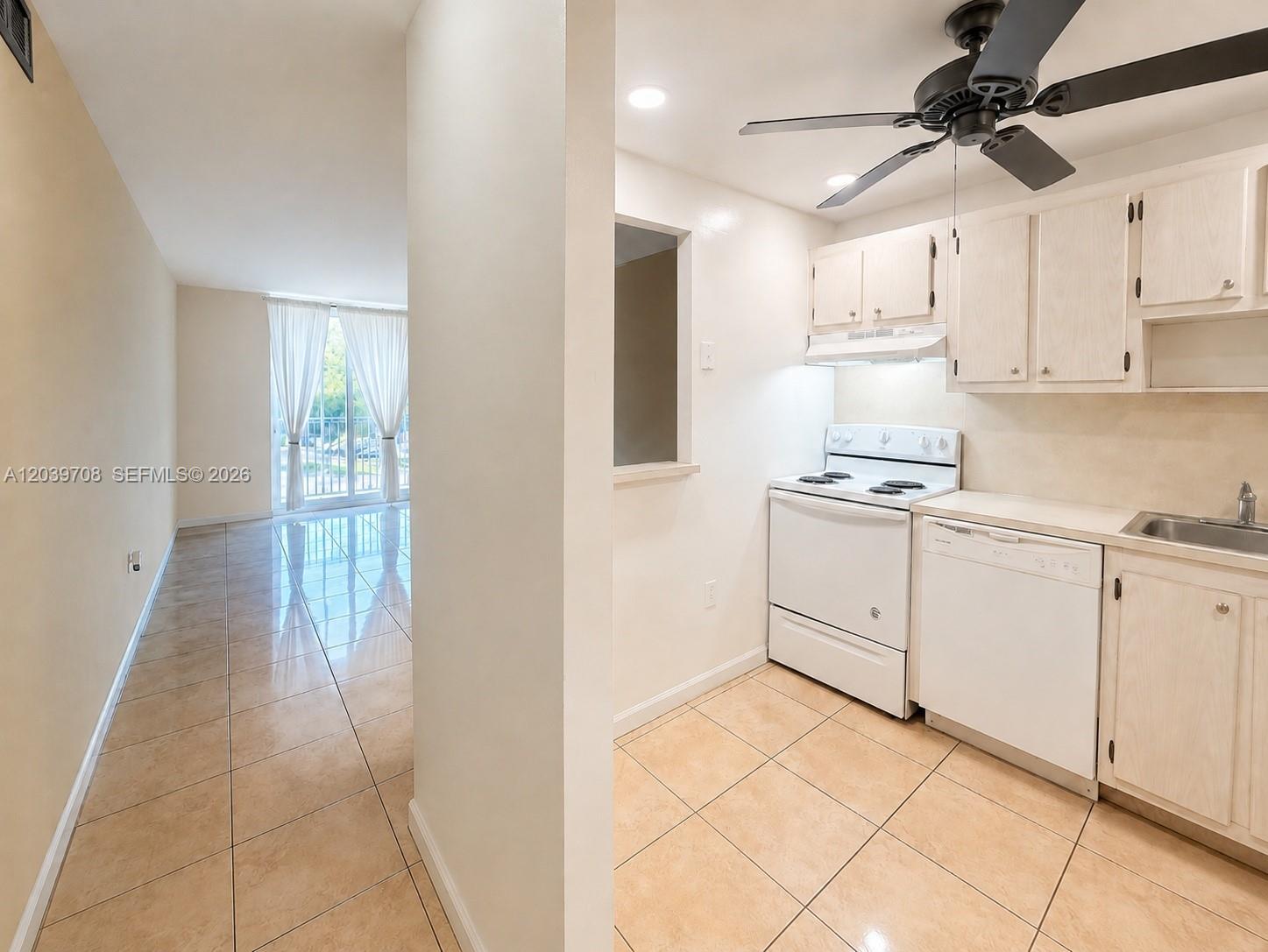 16851 NE 23rd Ave # A308, North Miami Beach FL 33160 photo 5