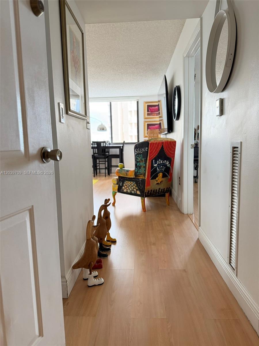 540 Brickell Key Dr # 828, Miami FL 33131 photo 2