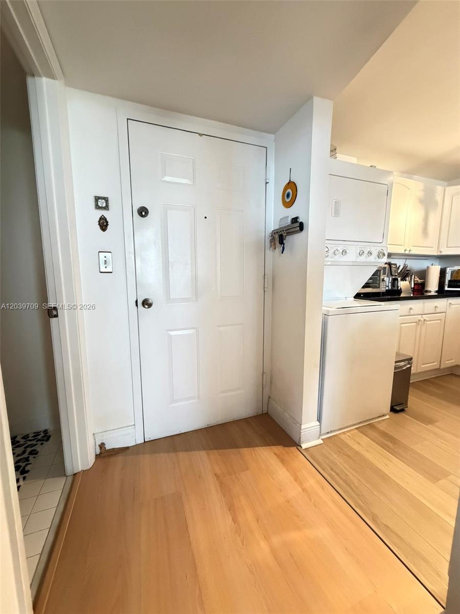 540 Brickell Key Dr # 828, Miami FL 33131 photo 3