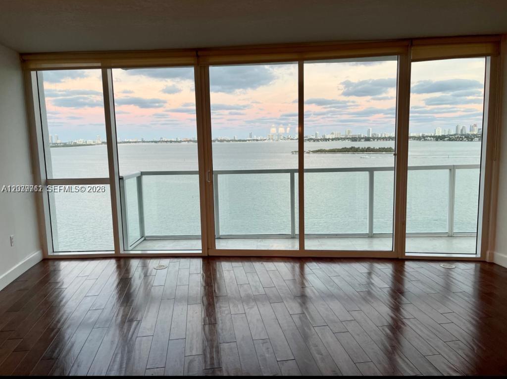 665 NE 25th St # 1102, Miami FL 33137 photo 2