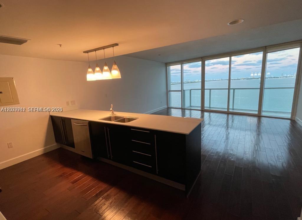 665 NE 25th St # 1102, Miami FL 33137 photo 3