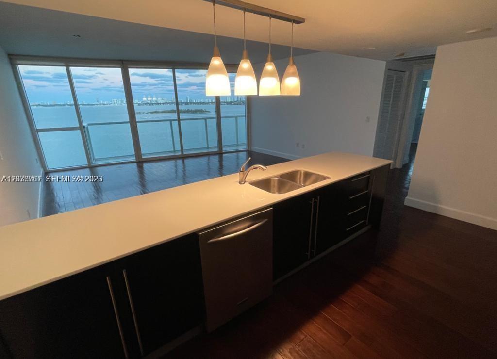 665 NE 25th St # 1102, Miami FL 33137 photo 4