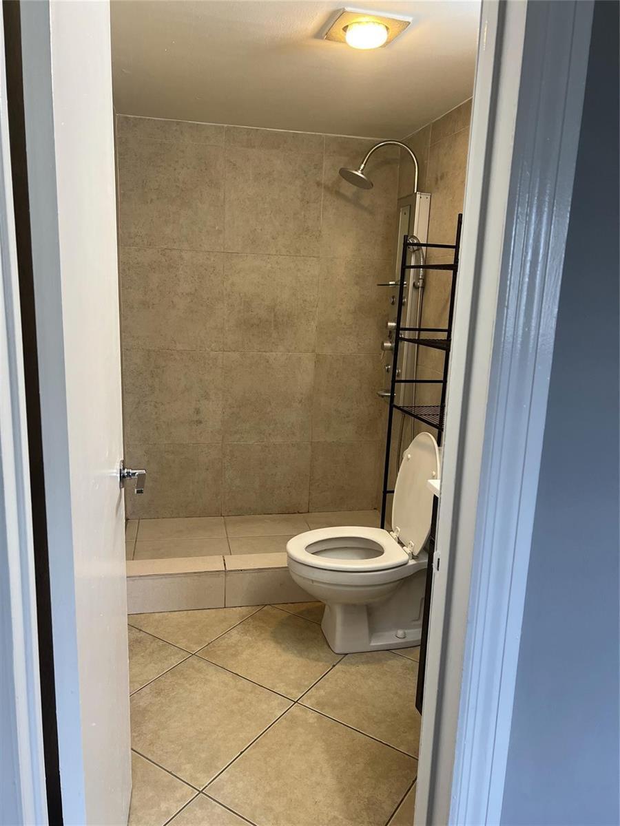9272 SW 3rd Street # 410, Boca Raton FL 33428 photo 4