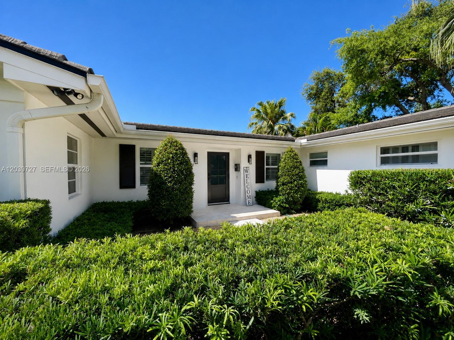 8725 SW 160 St, Palmetto Bay FL 33157 photo 3