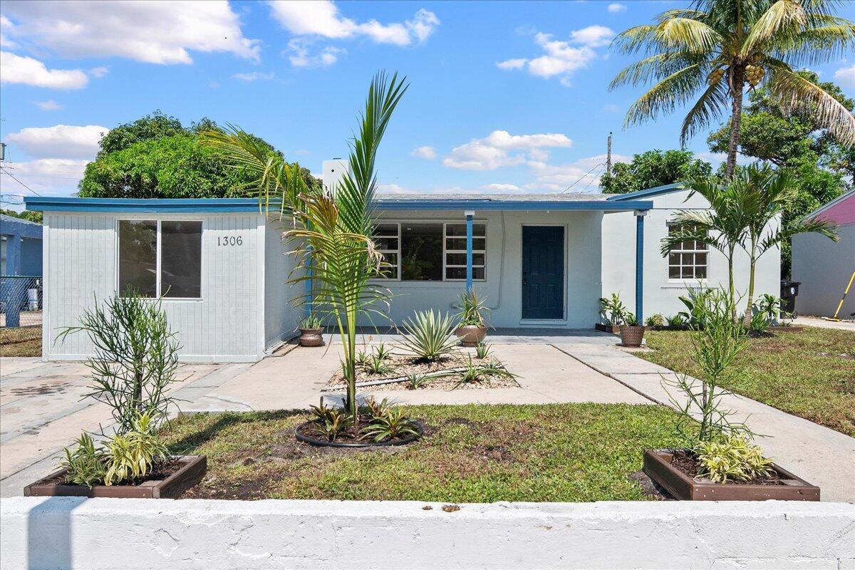 1306 S C Terrace, FL 33460