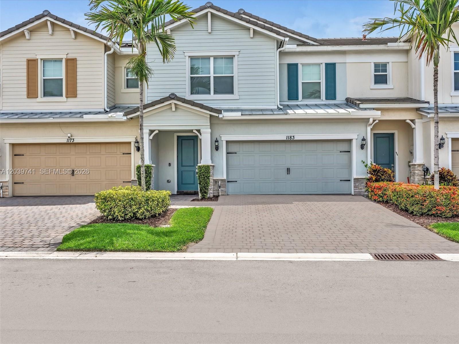 1183 Eucalyptus Dr, Hollywood FL 33021 photo 4