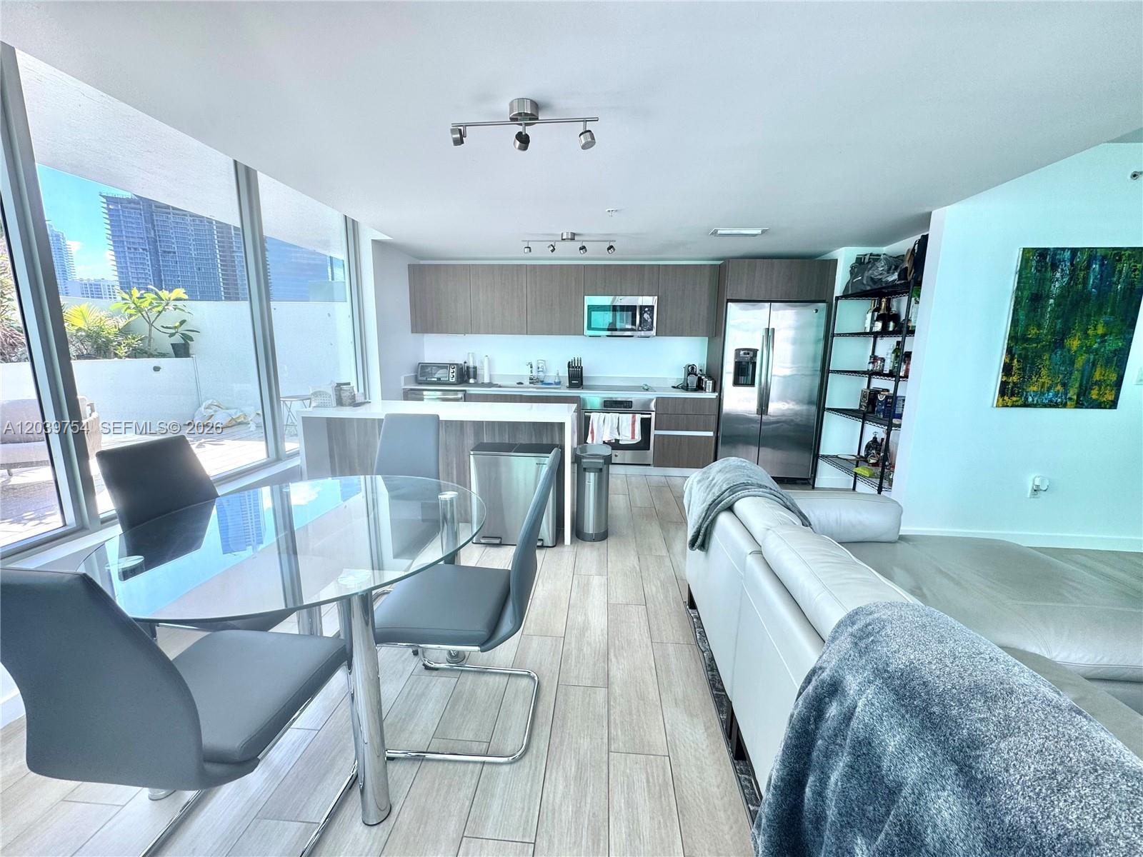 1600 SW 1st Ave # 910, Miami FL 33129 photo 3